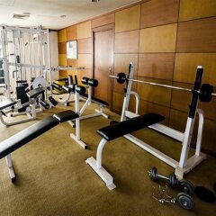 Апартаменты Rembrandt Towers Serviced Apartments Бангкок фитнесс-зал фото 3