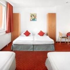 Arion Airport Hotel 4* Стандартный номер с различными типами кроватей фото 31