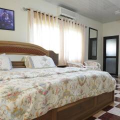 Отель Mount Pleasant Inns & Apartment Гана, Кофоридуа - отзывы, цены и фото номеров - забронировать отель Mount Pleasant Inns & Apartment онлайн комната для гостей