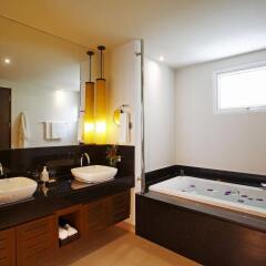 Отель Serenity Resort & Residences Phuket ванная