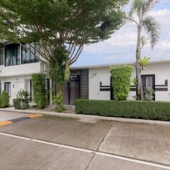 Апартаменты The Regent Phuket Serviced Apartment Kamala Beach парковка