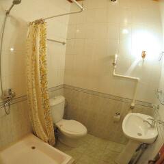 Ziyobaxsh Hotel ванная