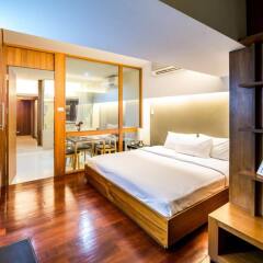 Апартаменты Laemtong Serviced Apartment сейф в номере