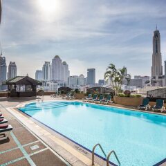 Отель Ramada D'MA Bangkok бассейн фото 4
