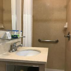 Heritage Hotel New York City 2* Стандартный номер с 2 отдельными кроватями фото 8