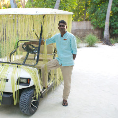 Отель Outrigger Konotta Maldives Resort городской автобус