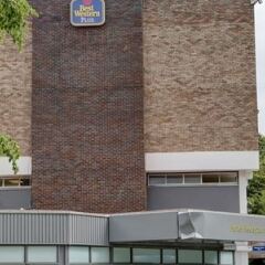 The Epping Forest Hotel городской автобус