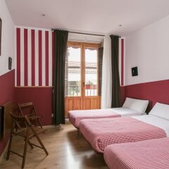 Отель Hostal Abaaly Испания, Мадрид - 4 отзыва об отеле, цены и фото номеров - забронировать отель Hostal Abaaly онлайн комната для гостей фото 3