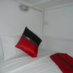 Panda Hostel Phuket - Adults Only комната для гостей