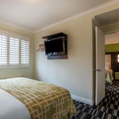 Отель Rodeway Inn Los Angeles комната для гостей фото 2