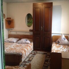 Гостиница Guest house on Trudyaschihsya 233 в Анапе отзывы, цены и фото номеров - забронировать гостиницу Guest house on Trudyaschihsya 233 онлайн Анапа комната для гостей фото 5