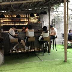 ZO Brother Halong Hostel питание