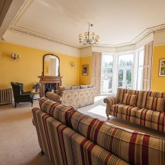 Crofton House Hotel