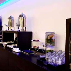 Отель DoubleTree by Hilton Hotel Amsterdam Centraal Station Нидерланды, Амстердам - - забронировать отель DoubleTree by Hilton Hotel Amsterdam Centraal Station, цены и фото номеров интерьер отеля фото 3