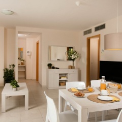 Отель Pierre & Vacances Residence Salou Испания, Салоу - отзывы, цены и фото номеров - забронировать отель Pierre & Vacances Residence Salou онлайн комната для гостей фото 2