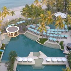 Отель Outrigger Laguna Phuket Beach Resort фото 2