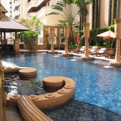 Grand Sukhumvit Hotel Bangkok Managed by Accor бассейн фото 2