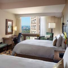 Отель JW Marriott Hotel Mexico City Мексика, Мехико - отзывы, цены и фото номеров - забронировать отель JW Marriott Hotel Mexico City онлайн сейф в номере