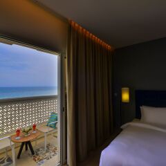 Отель Sealine Beach - a Murwab Resort балкон