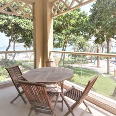 Отель One Perfect Stay - 2BR at Al Dabas балкон