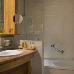 Hotel Mont Vallon Meribel ванная