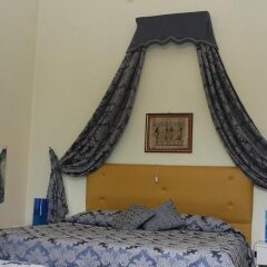 Hotel Laurens Генуя сейф в номере