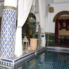Отель Riad Assalam Марокко, Марракеш - отзывы, цены и фото номеров - забронировать отель Riad Assalam онлайн бассейн фото 3