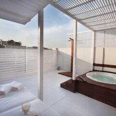 Отель Luxury Centic Penthouse Terraces бассейн фото 3