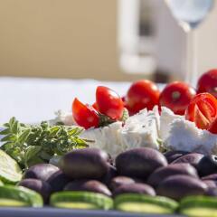 Отель Bella Santorini Studios в номере