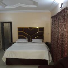 AFRICAN PRINCESS HOTEL New Haven Энугу сейф в номере