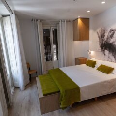 Апартаменты Plaza Mayor Suites & Apartments комната для гостей