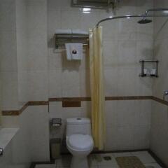Отель Soluxe Courtyard ванная