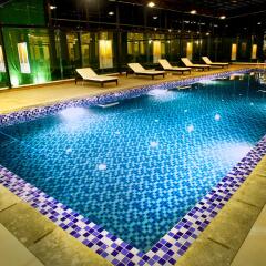 Отель Ladalat Hotel Вьетнам, Далат - отзывы, цены и фото номеров - забронировать отель Ladalat Hotel онлайн бассейн фото 2
