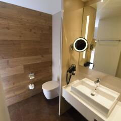 Hotel Kommod in Vaduz, Liechtenstein from 228$, photos, reviews - zenhotels.com bathroom