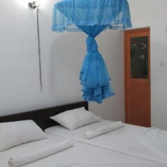 Отель Travel Lodge Lake View Tourist Resort комната для гостей фото 2