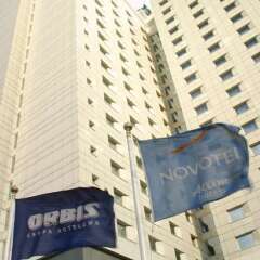 Отель Novotel Poznan Centrum городской автобус