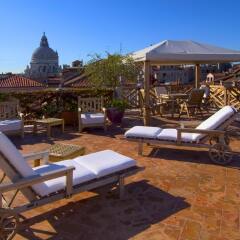 Hotel Saturnia & International бассейн