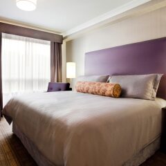 Отель Sandman Hotel & Suites Calgary South Канада, Калгари - отзывы, цены и фото номеров - забронировать отель Sandman Hotel & Suites Calgary South онлайн комната для гостей фото 3