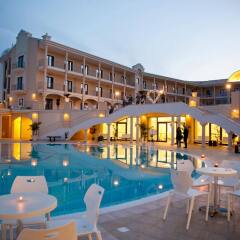 Grand Hotel Balestrieri Мелисса бассейн