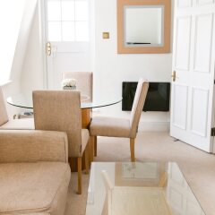 Апартаменты Park Lane Apartments - Clarges Street комната для гостей фото 4