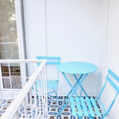 Lovely-Bright Apt - Hilton Hotel Area балкон
