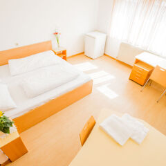 Отель myNext - Westbahnhof Hostel One Австрия, Вена - 1 отзыв об отеле, цены и фото номеров - забронировать отель myNext - Westbahnhof Hostel One онлайн удобства в номере фото 2