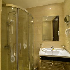 Отель P Quattro Relax Hotel Иордания, Вади-Муса - отзывы, цены и фото номеров - забронировать отель P Quattro Relax Hotel онлайн ванная