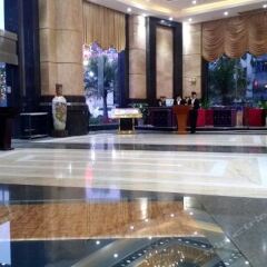 Kingdom Hotel интерьер отеля