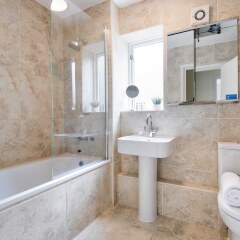 Апартаменты Bright Charing Cross Apartment Лондон ванная фото 2