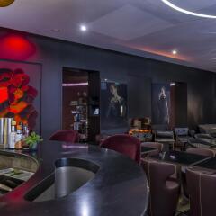 Hotel Marignan Champs-Elysées развлечения