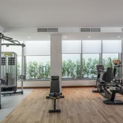 Signature Hotel Al Barsha фитнесс-зал фото 4