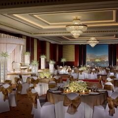 Отель Dusit Thani Dubai