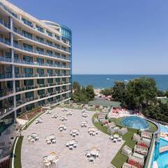 Отель Marina Grand Beach Золотые пески пляж