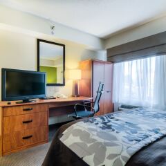 Отель Sleep Inn Midway Airport Bedford Park комната для гостей фото 3